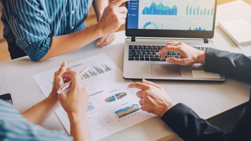 استشارات الاستثمار العقاري كيفية اتخاذ قرارات مستنيرة استشارات الاستثمار العقاري: كيفية اتخاذ قرارات مستنيرة